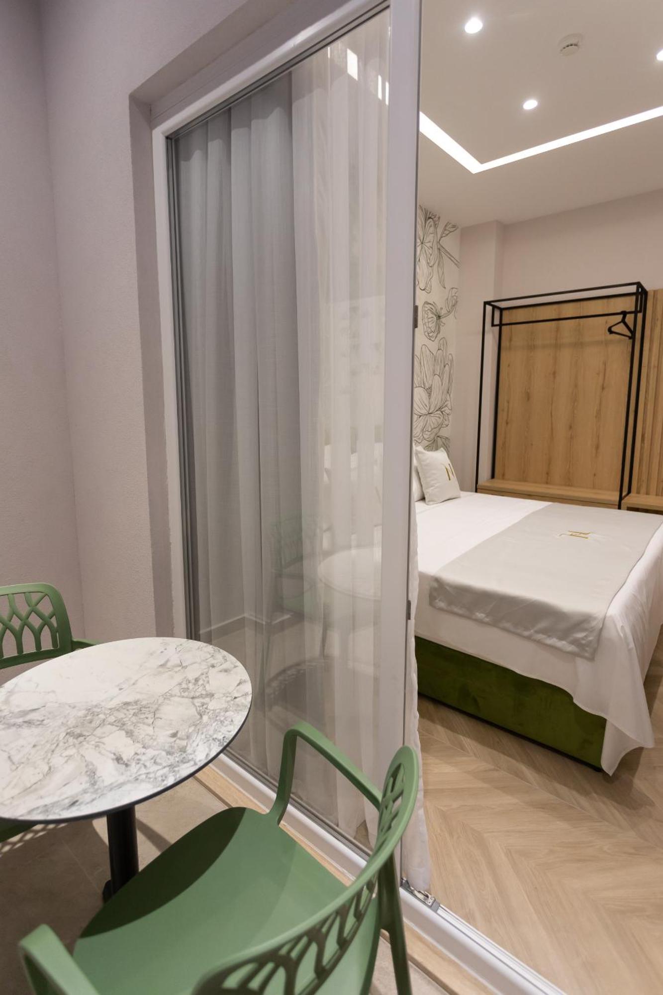 Nayel Hotel Дуррес Екстер'єр фото