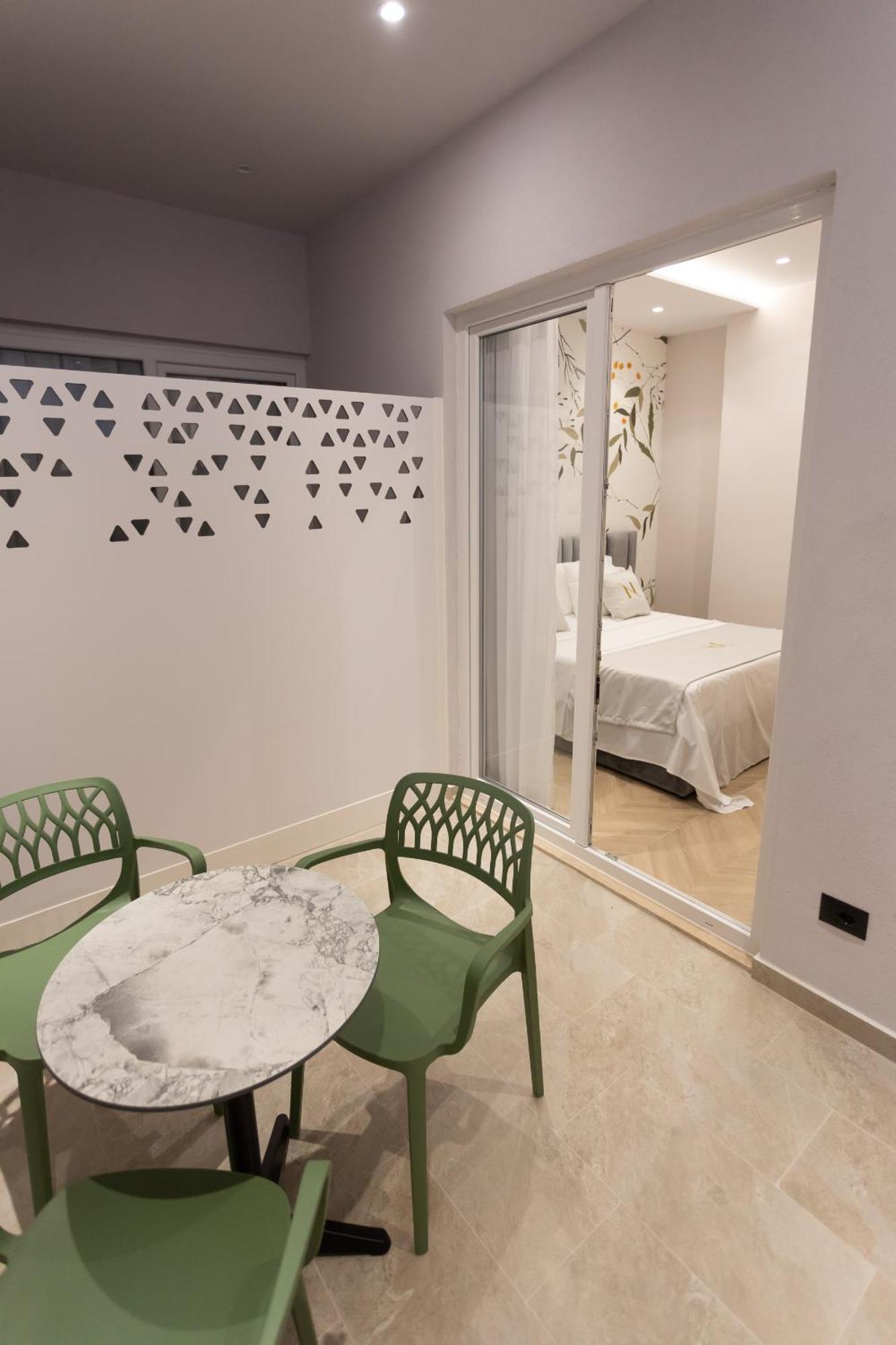 Nayel Hotel Дуррес Екстер'єр фото