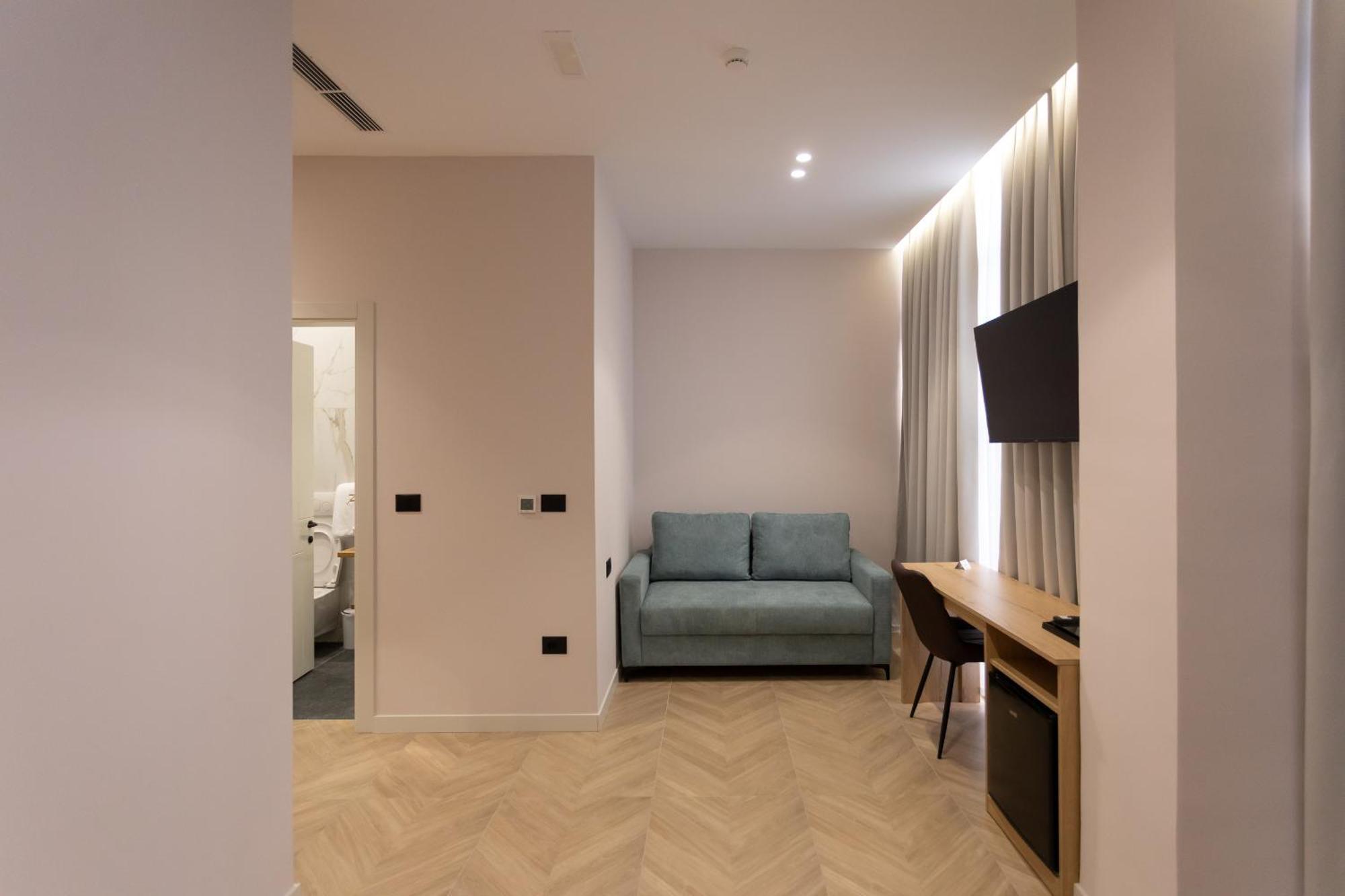 Nayel Hotel Дуррес Екстер'єр фото