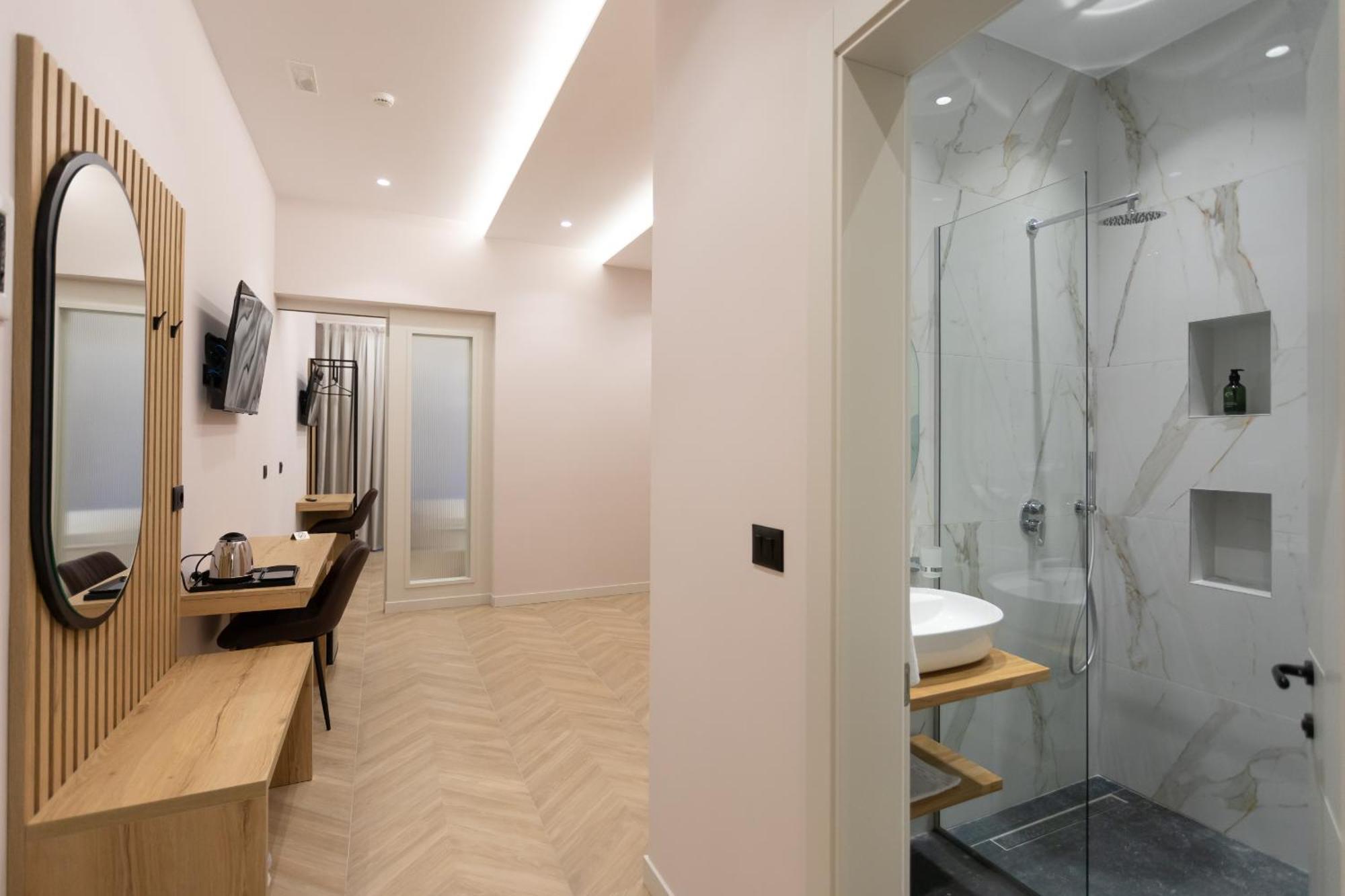 Nayel Hotel Дуррес Екстер'єр фото