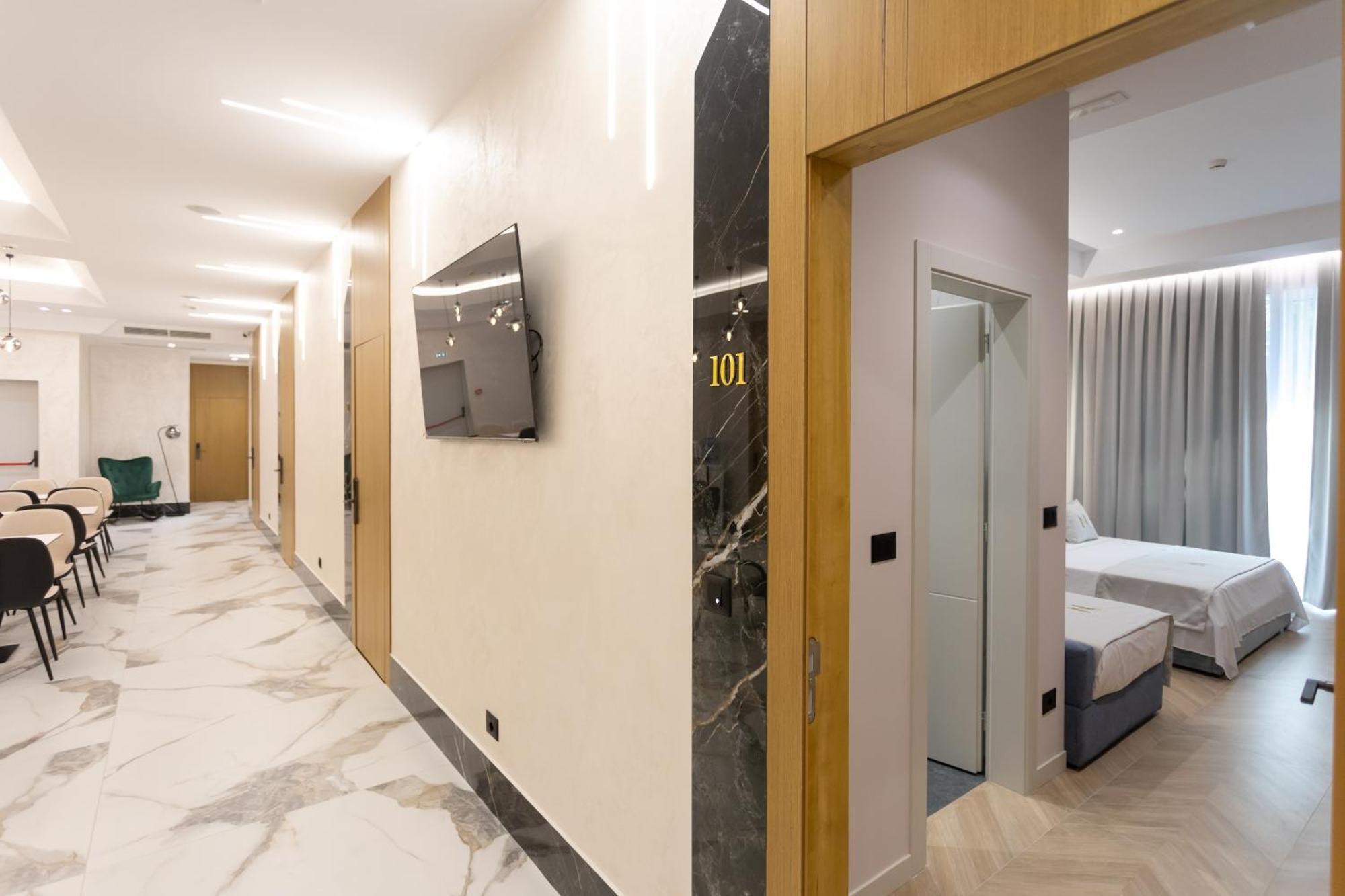 Nayel Hotel Дуррес Екстер'єр фото