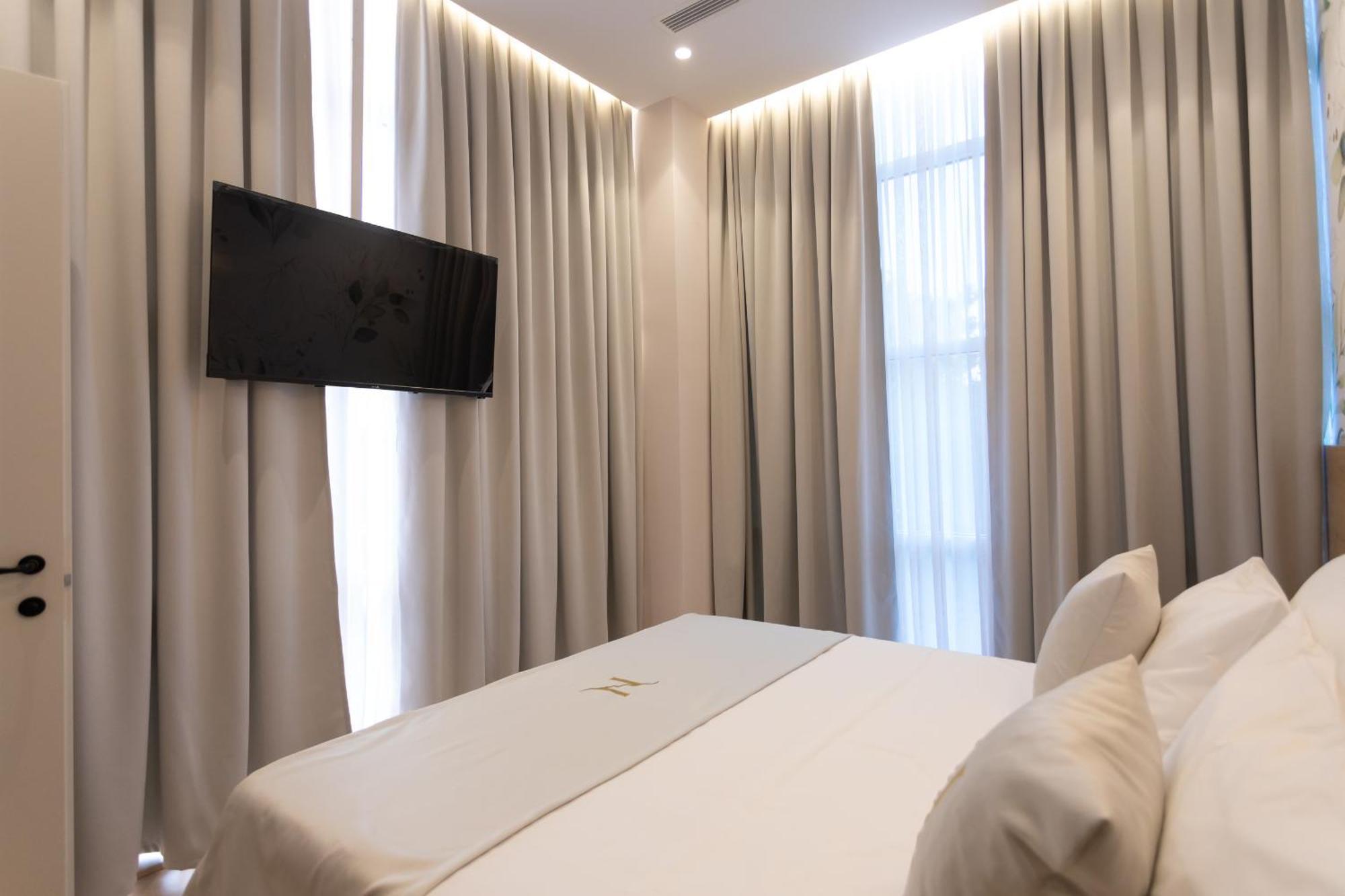Nayel Hotel Дуррес Екстер'єр фото
