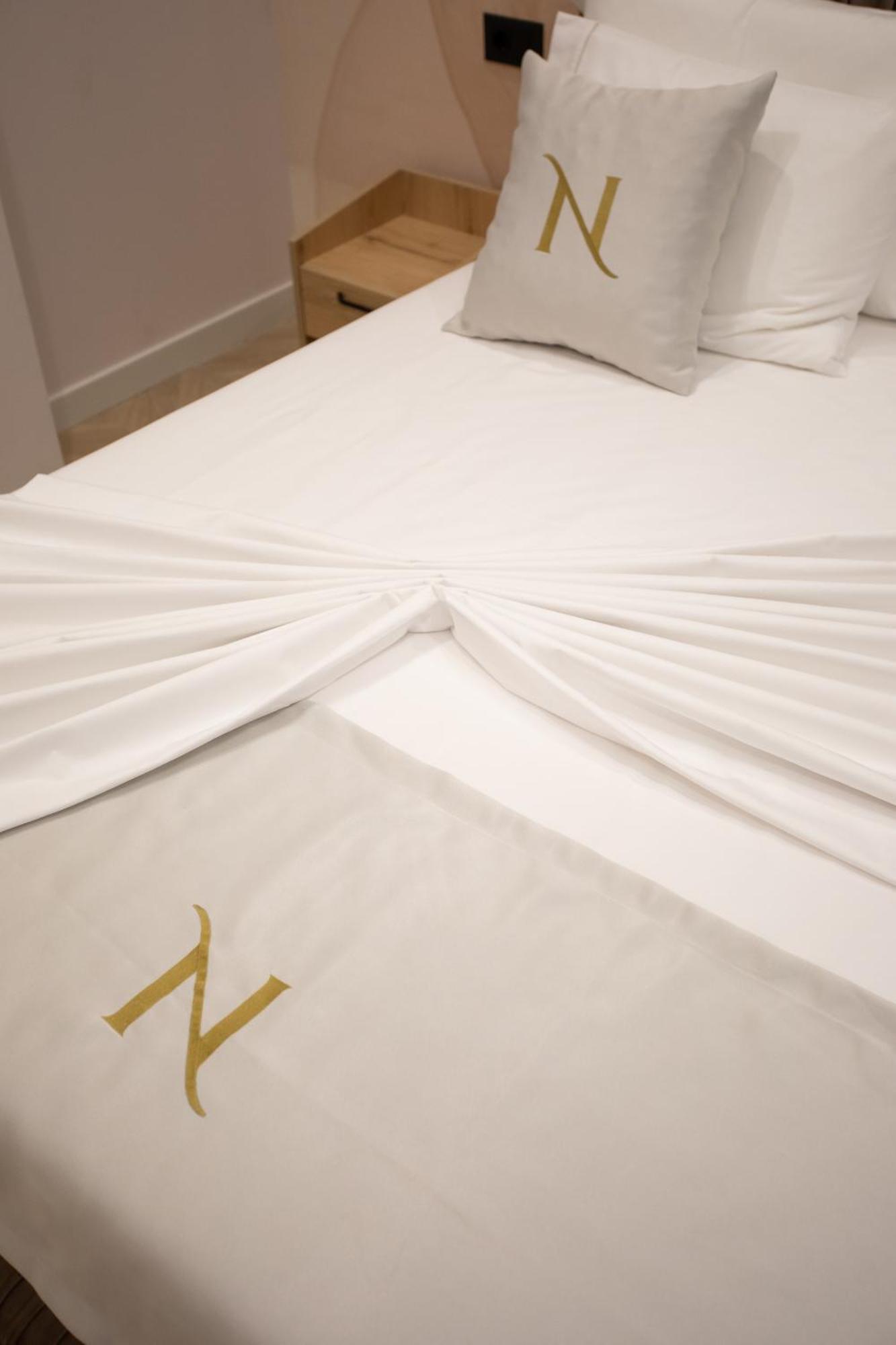 Nayel Hotel Дуррес Екстер'єр фото