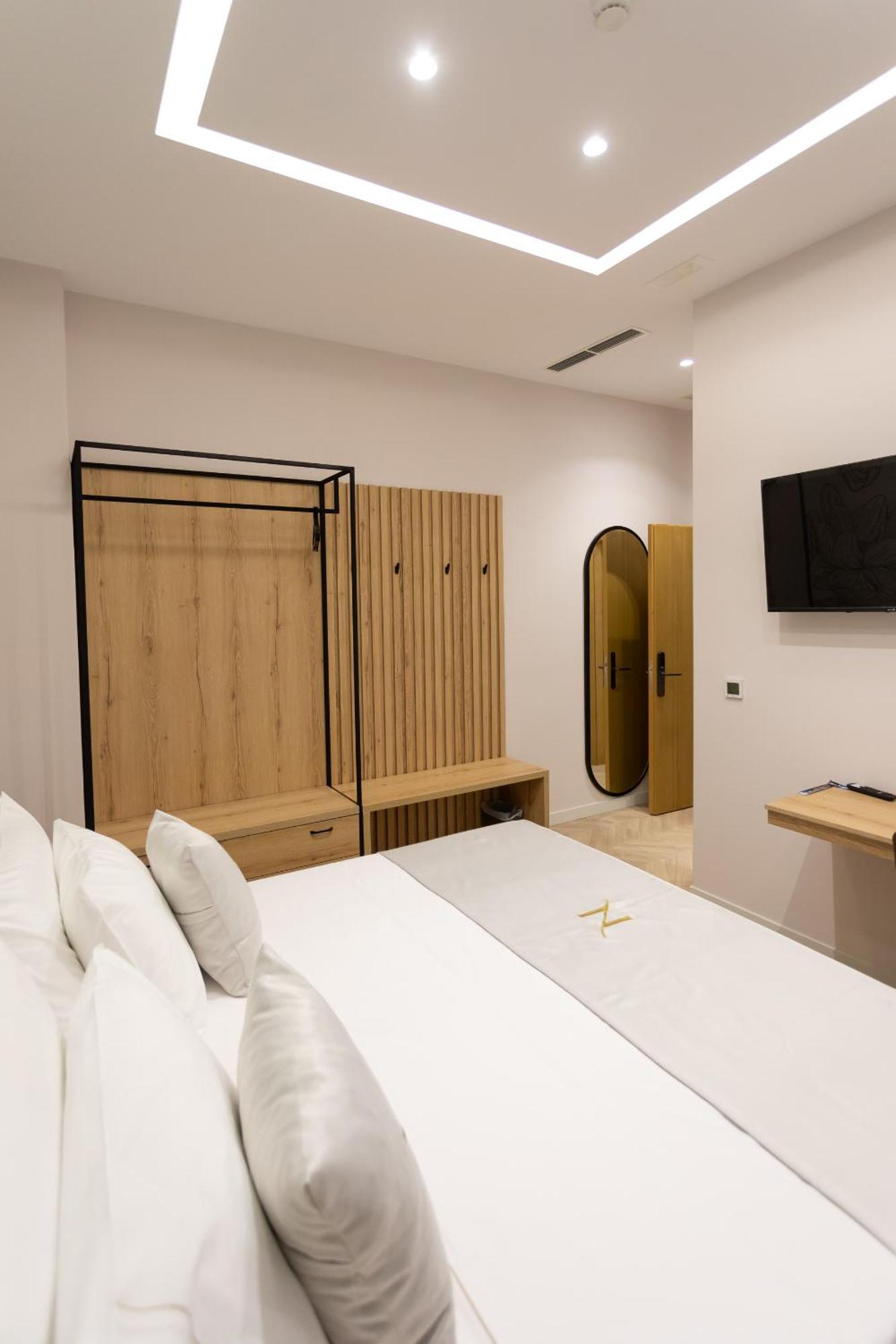 Nayel Hotel Дуррес Екстер'єр фото