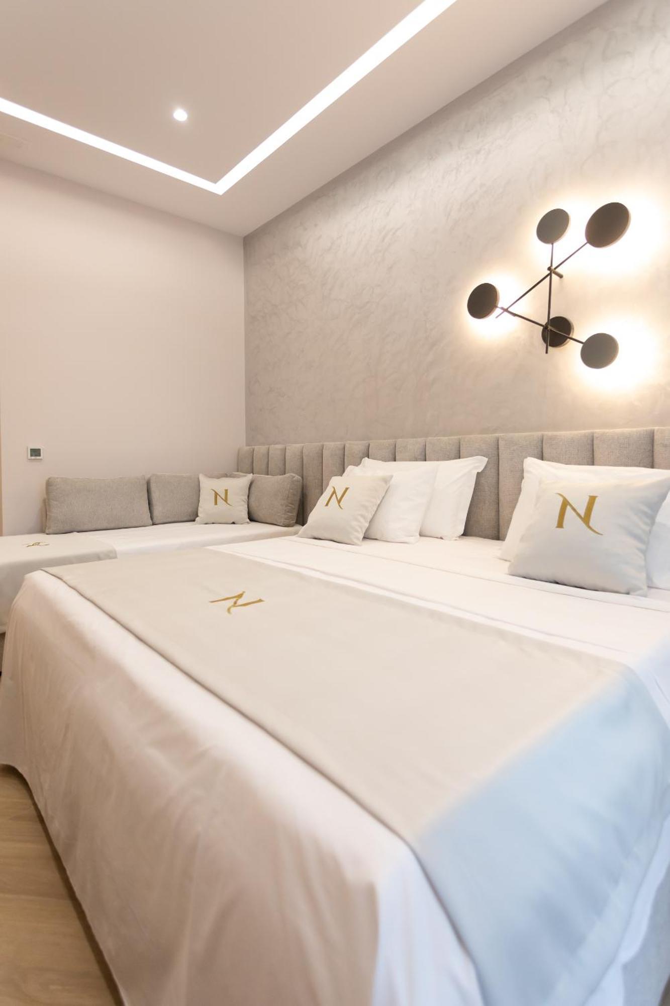 Nayel Hotel Дуррес Екстер'єр фото