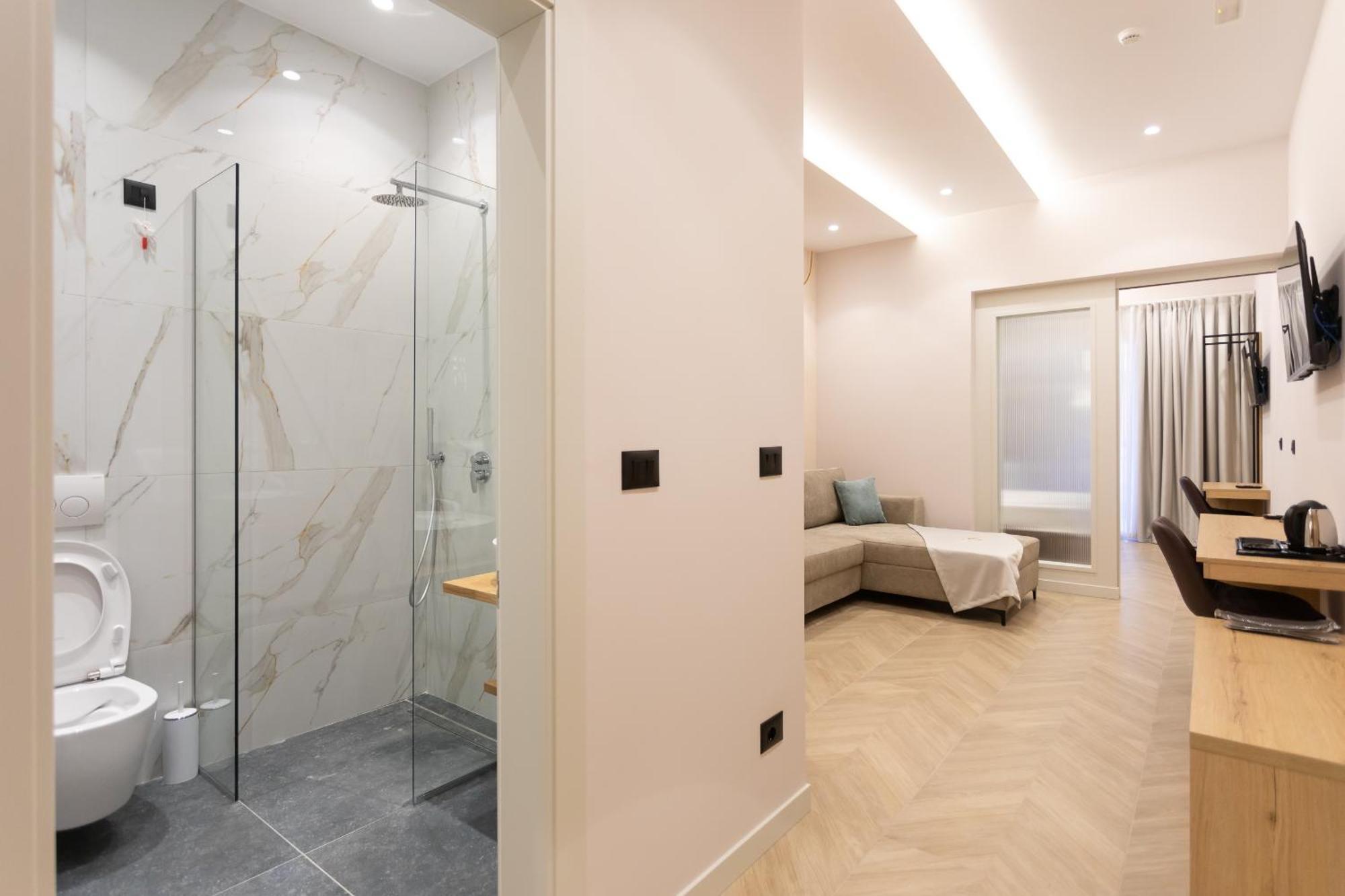 Nayel Hotel Дуррес Екстер'єр фото